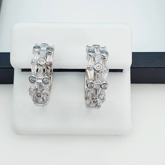 "925 Sterling Silver Cubic Zircon Earrings, UU1P7A7020 - Picture 1 of 9